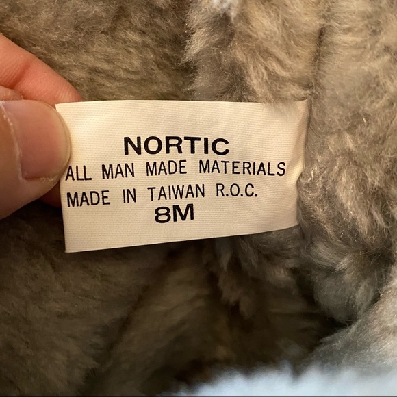 Nortic Boots Women’s Size 8M Red Color Slip On Snow Boot Fur Lining‎ - Picture 5 of 7